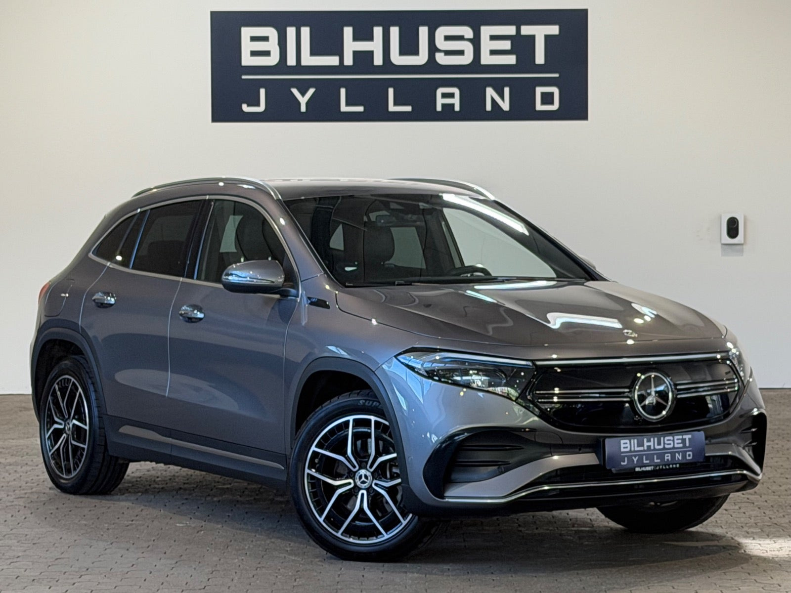 Mercedes EQA300 AMG Line 4Matic