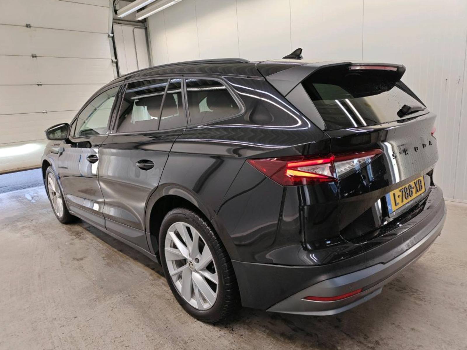 Sort Skoda Enyaq fra 2021