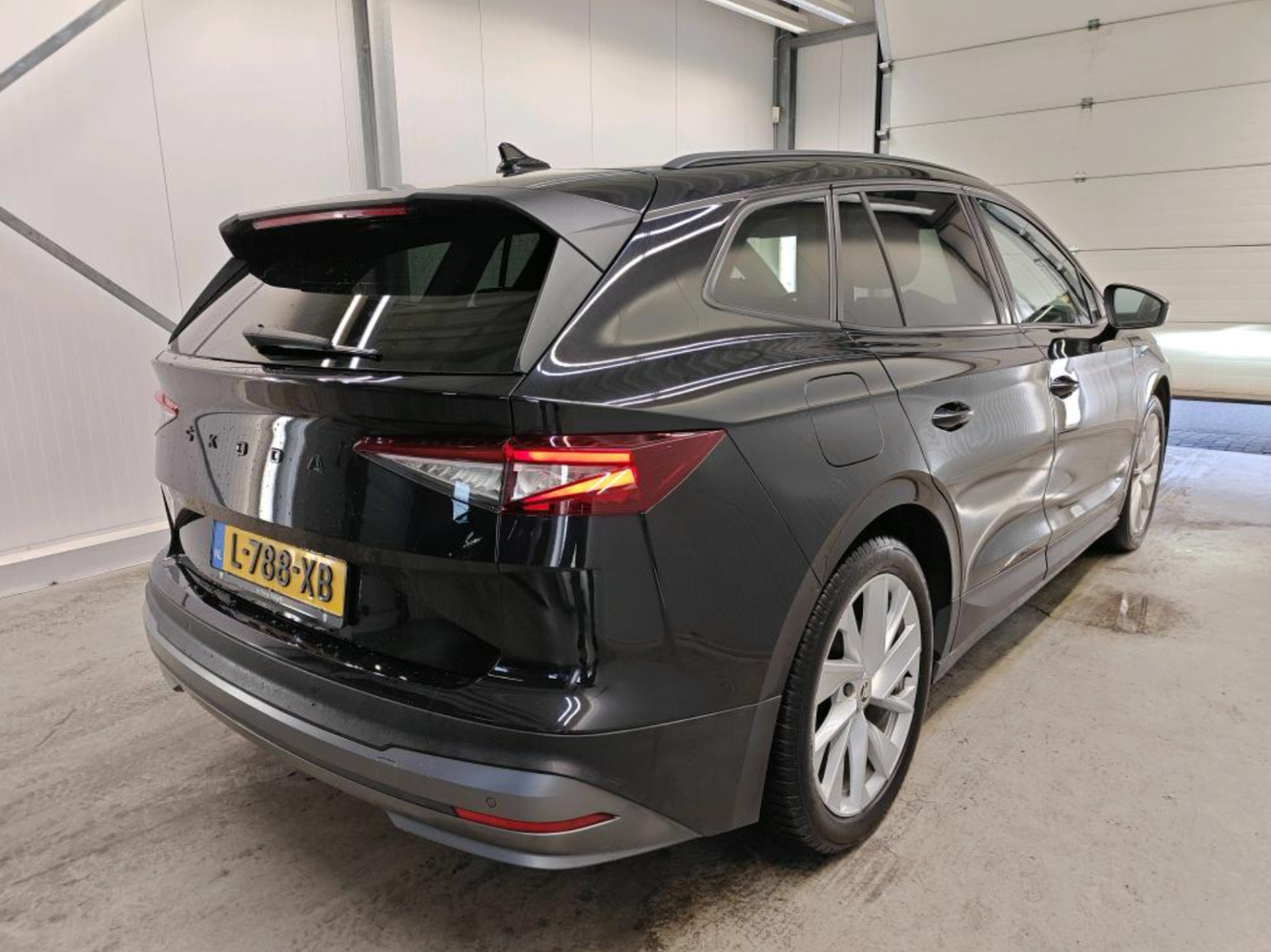 Sort Skoda Enyaq fra 2021