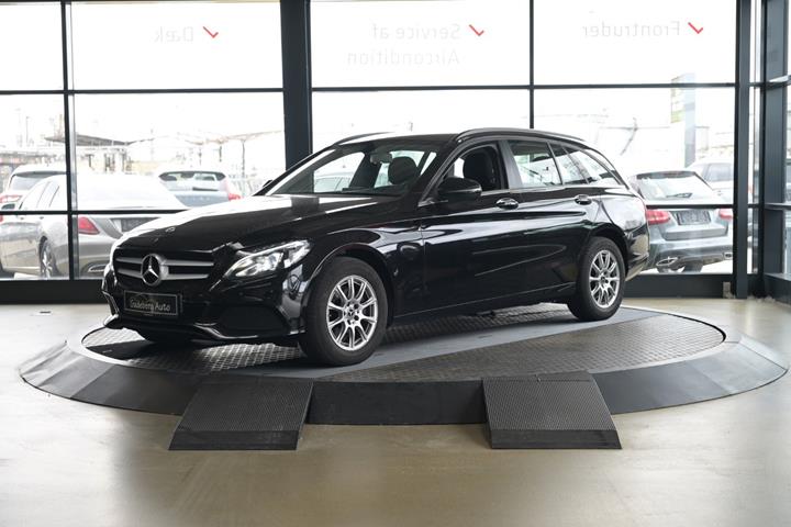 Sort Mercedes C220 d fra 2018