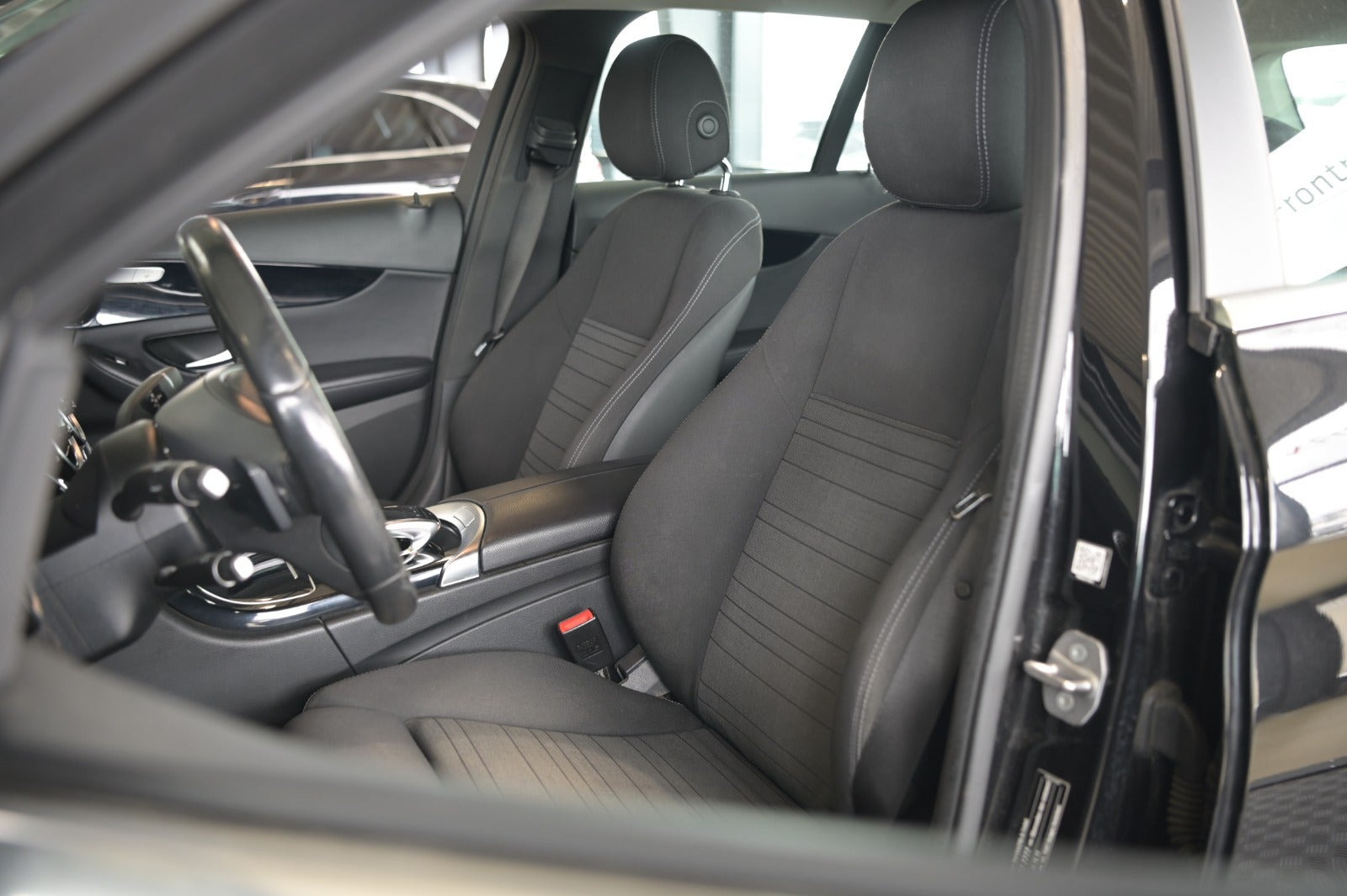 Sort Mercedes C220 d fra 2018