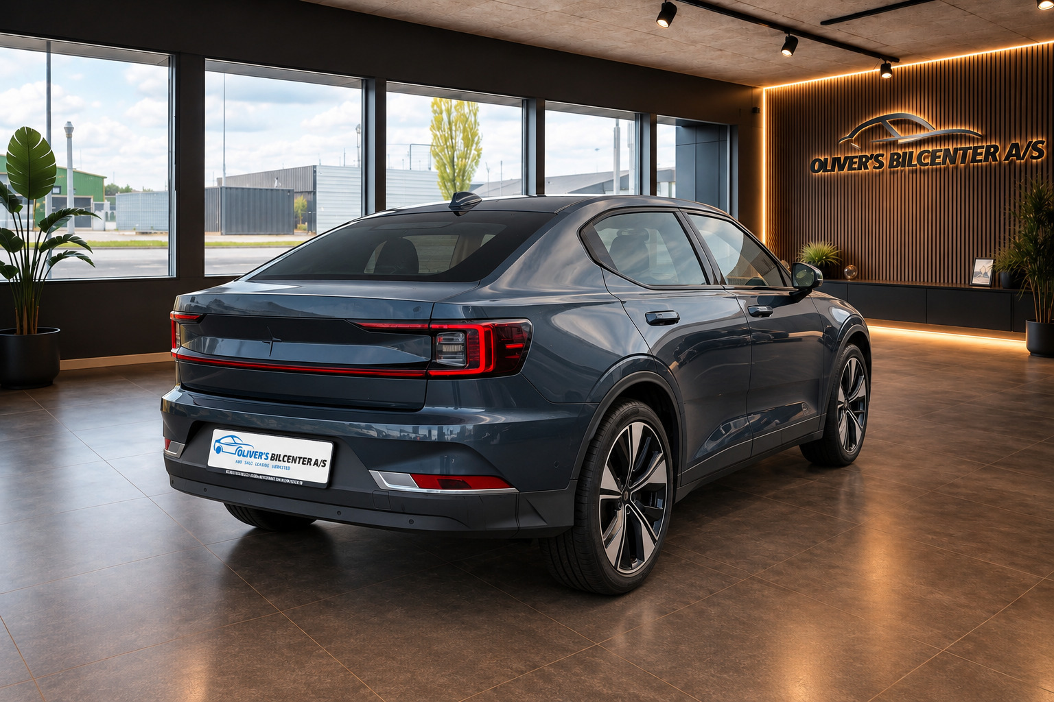 Blå Polestar 2 fra 2023