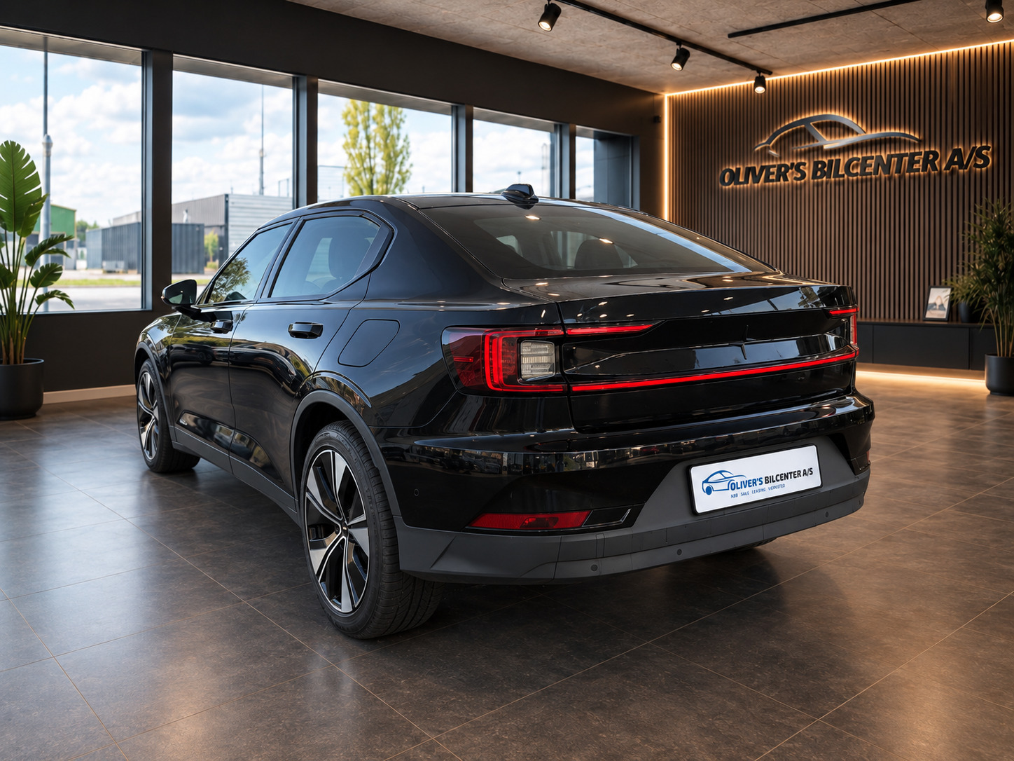 Sort Polestar 2 fra 2023
