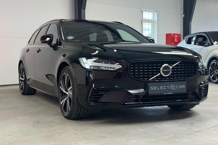 Sort Volvo V90 fra 2023