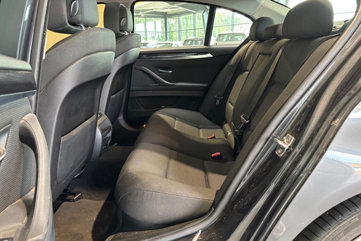 undefined BMW 523i fra 2010