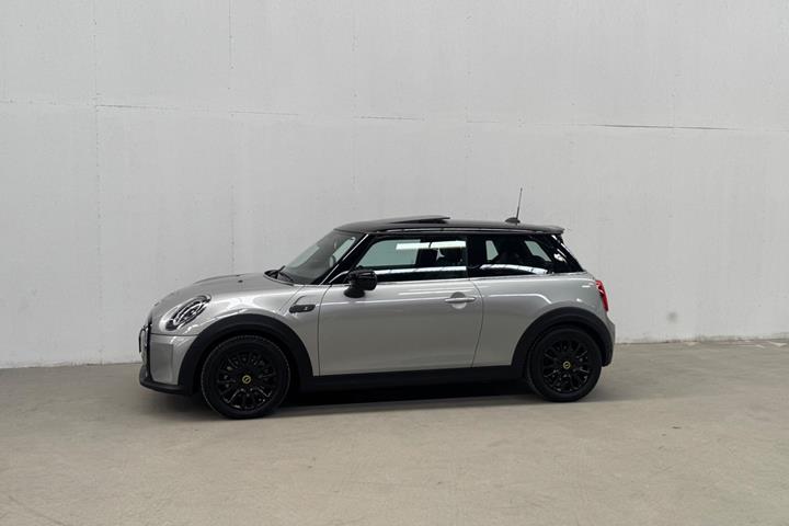 Sølv Mini Cooper SE fra 2023