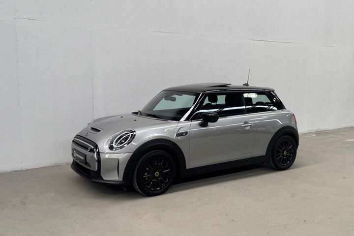 Sølv Mini Cooper SE fra 2023