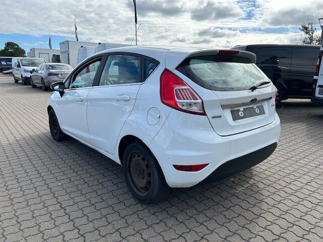 Hvid Ford Fiesta fra 2017