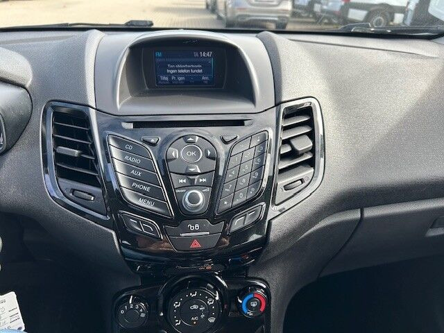Hvid Ford Fiesta fra 2017