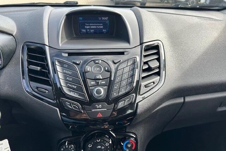 Hvid Ford Fiesta fra 2017