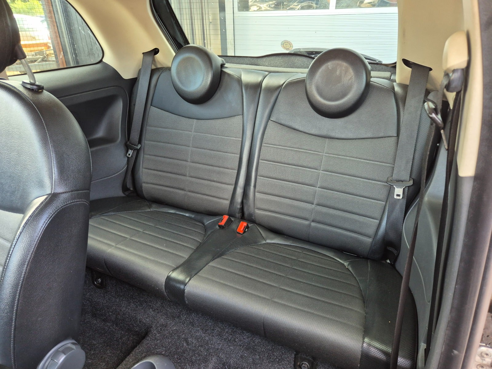 Grøn Fiat 500 fra 2008