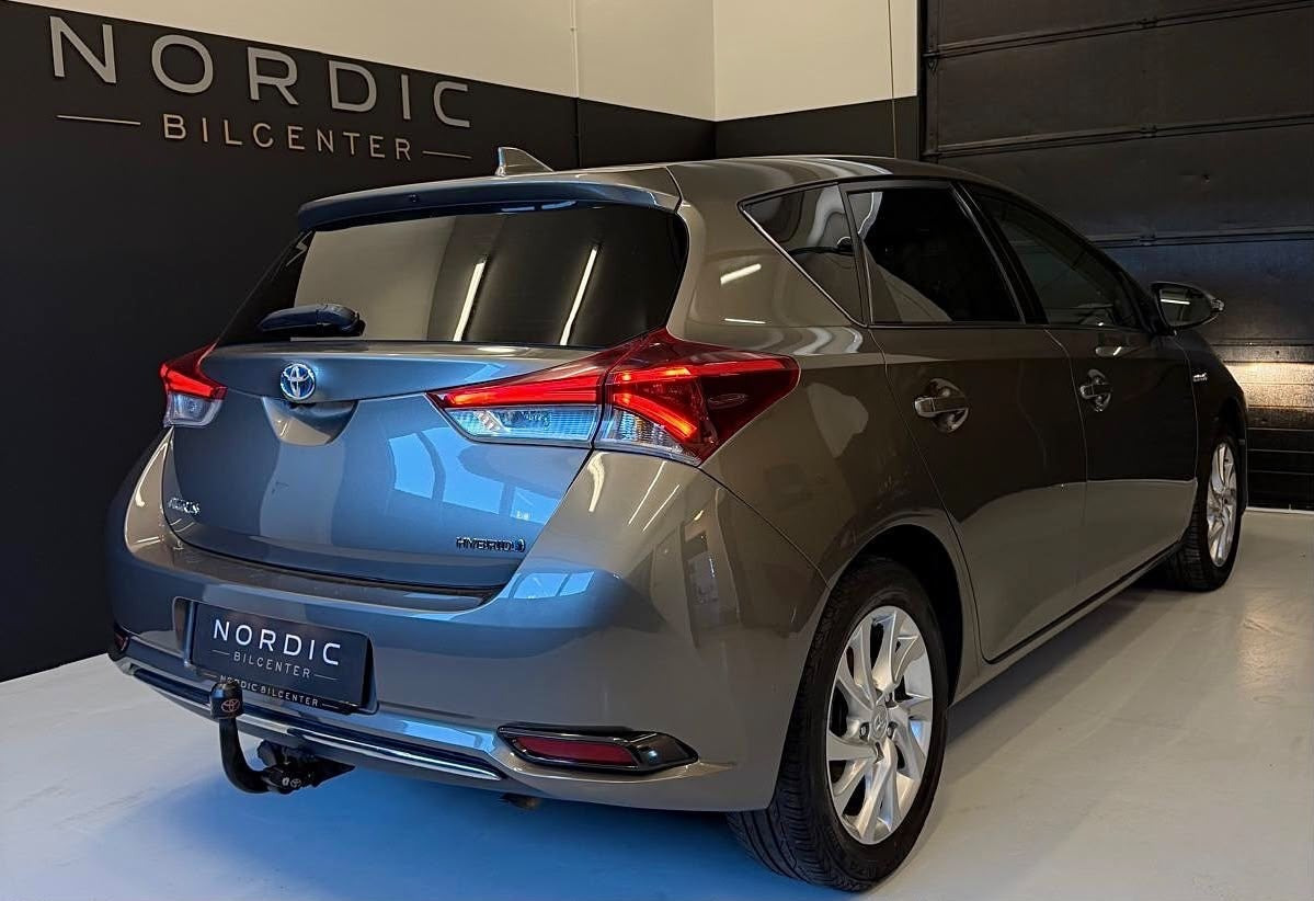 undefined Toyota Auris fra 2018