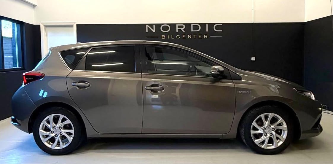 undefined Toyota Auris fra 2018