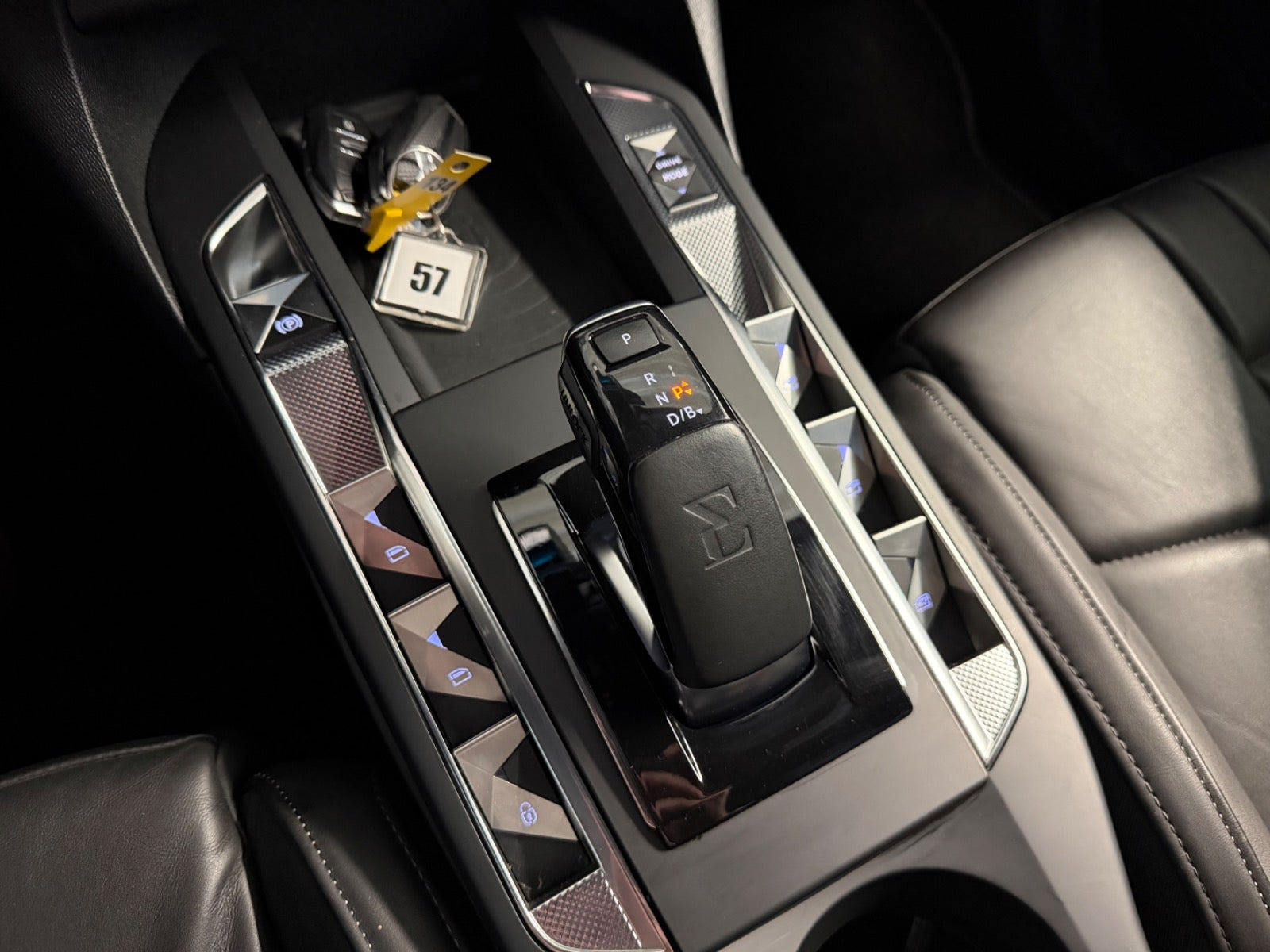 Hvid DS DS 3 CrossBack fra 2020