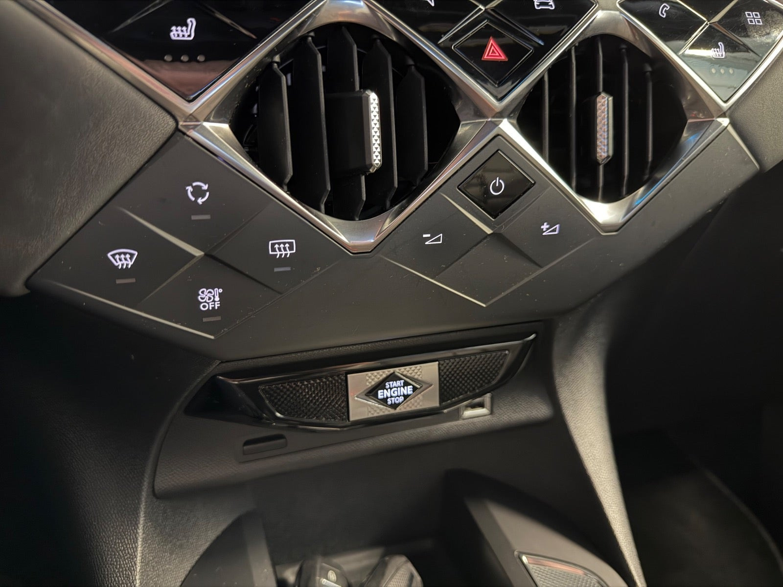Hvid DS DS 3 CrossBack fra 2020