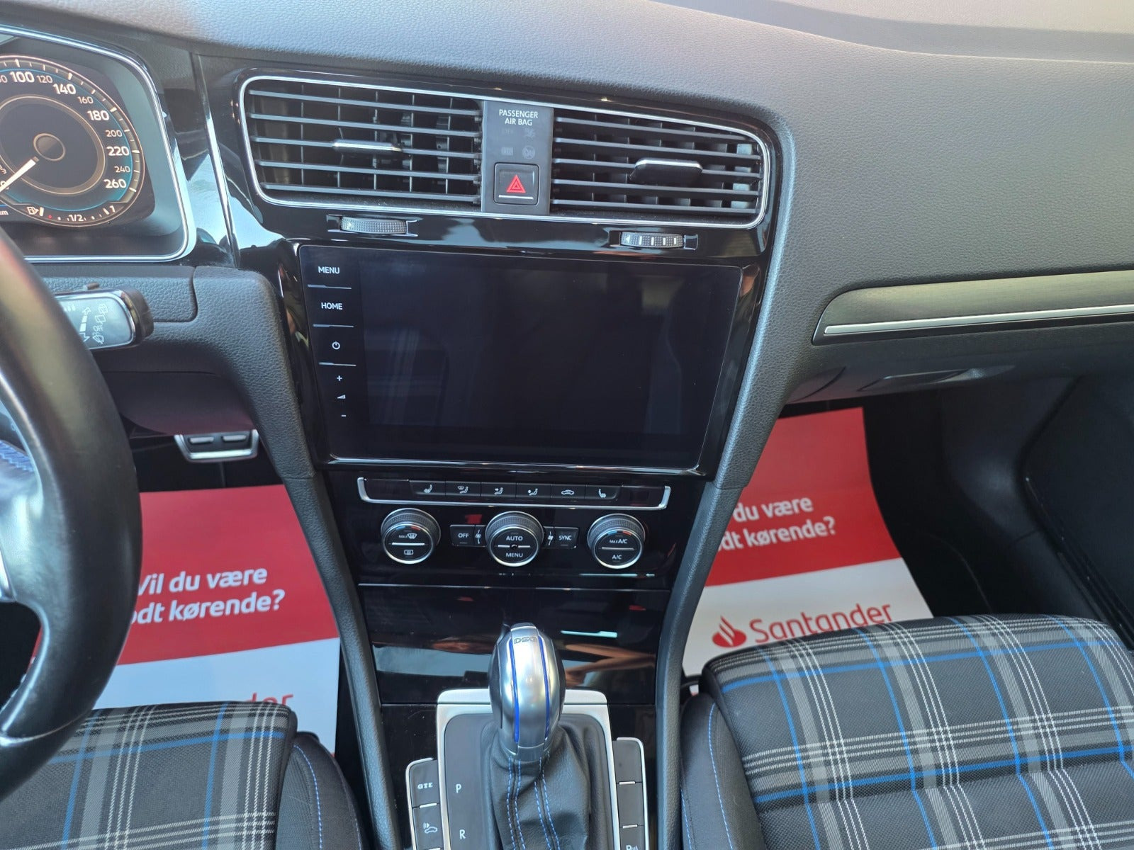 Hvid VW Golf VII fra 2018