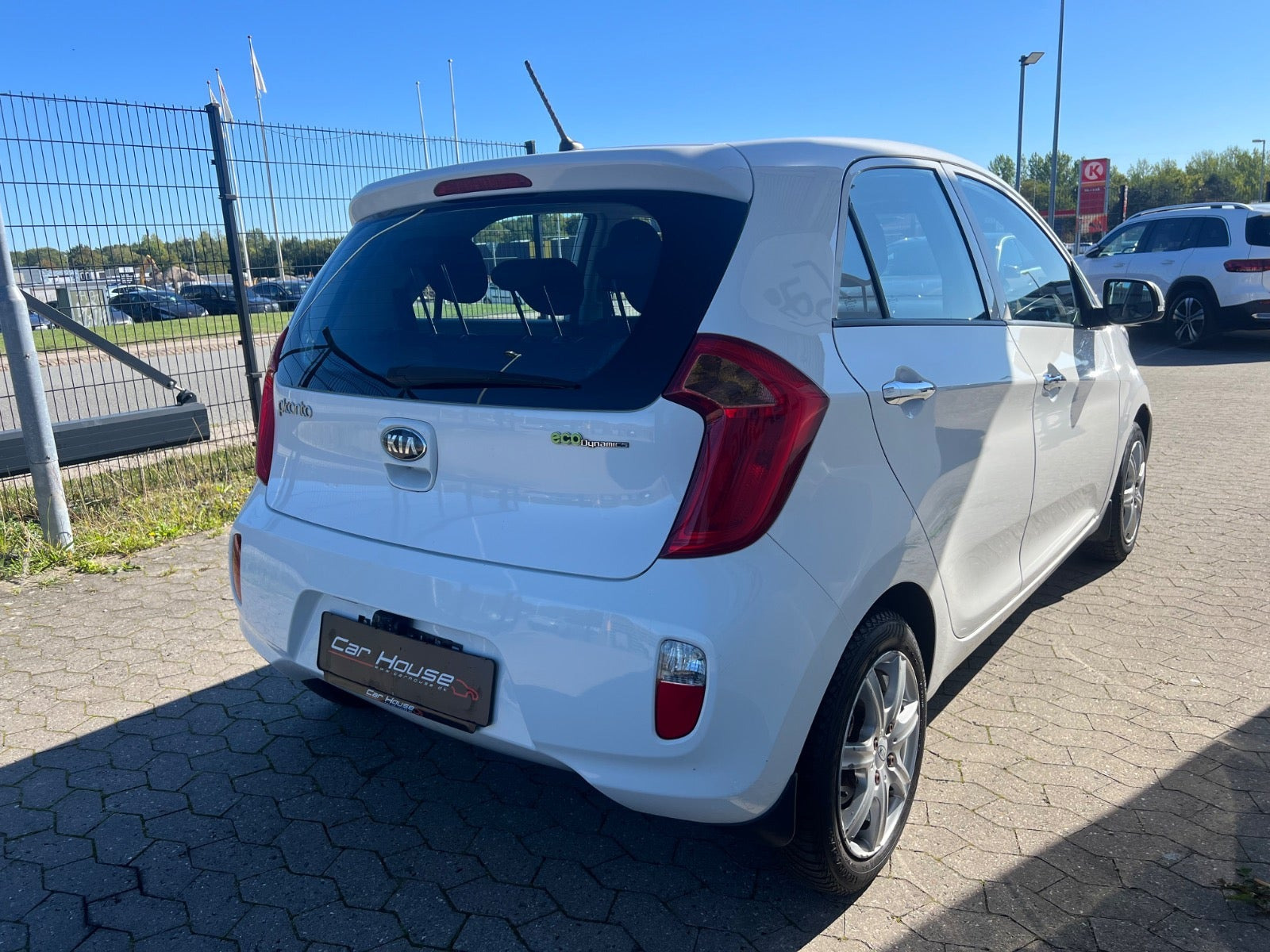 Hvid Kia Picanto fra 2013