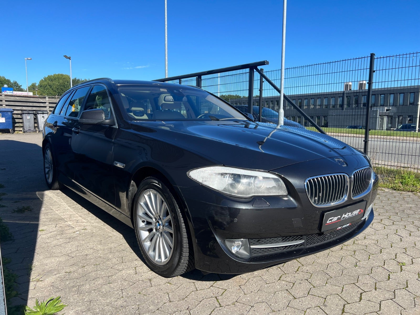Brun BMW 525d fra 2012