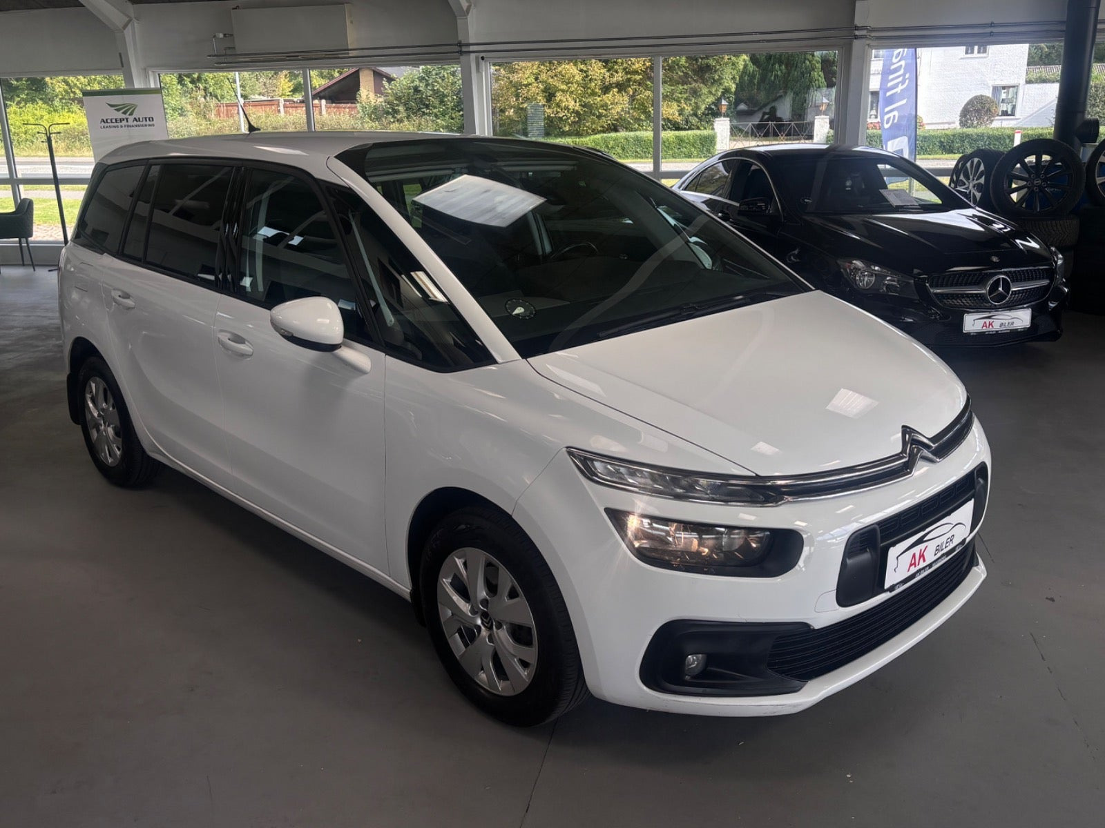 Citroën Grand C4 SpaceTourer 1,5 BlueHDi 130 Intensive+ 7prs
