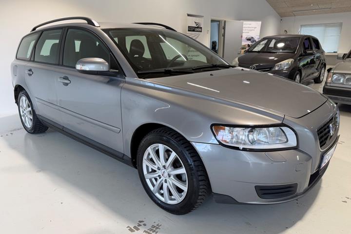 Sølv Volvo V50 fra 2009