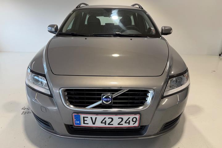 Sølv Volvo V50 fra 2009