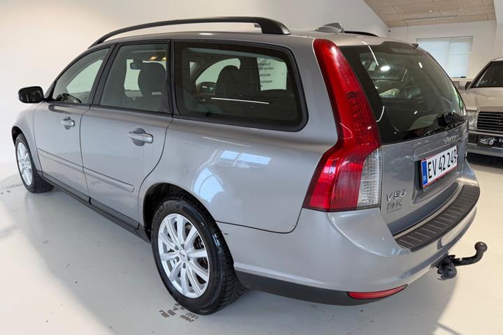 Sølv Volvo V50 fra 2009