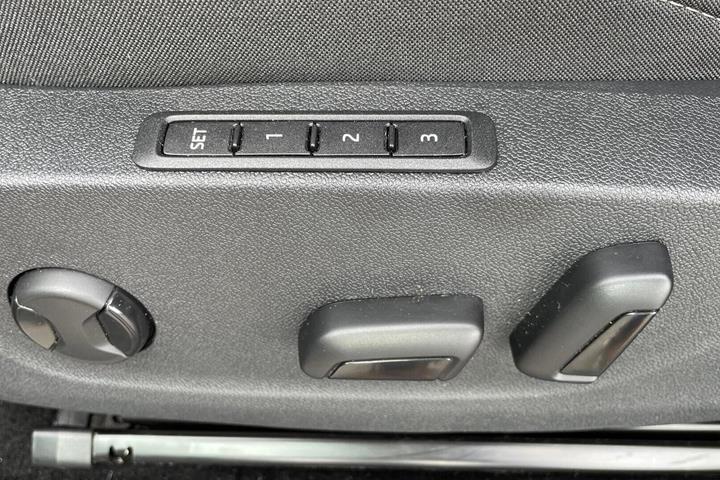 Rød Skoda Enyaq fra 2024
