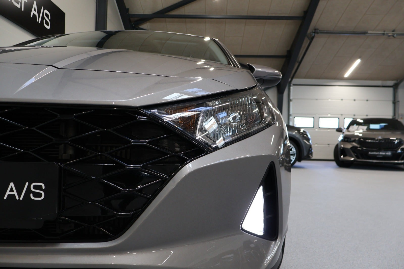 Sølv Hyundai i20 fra 2022