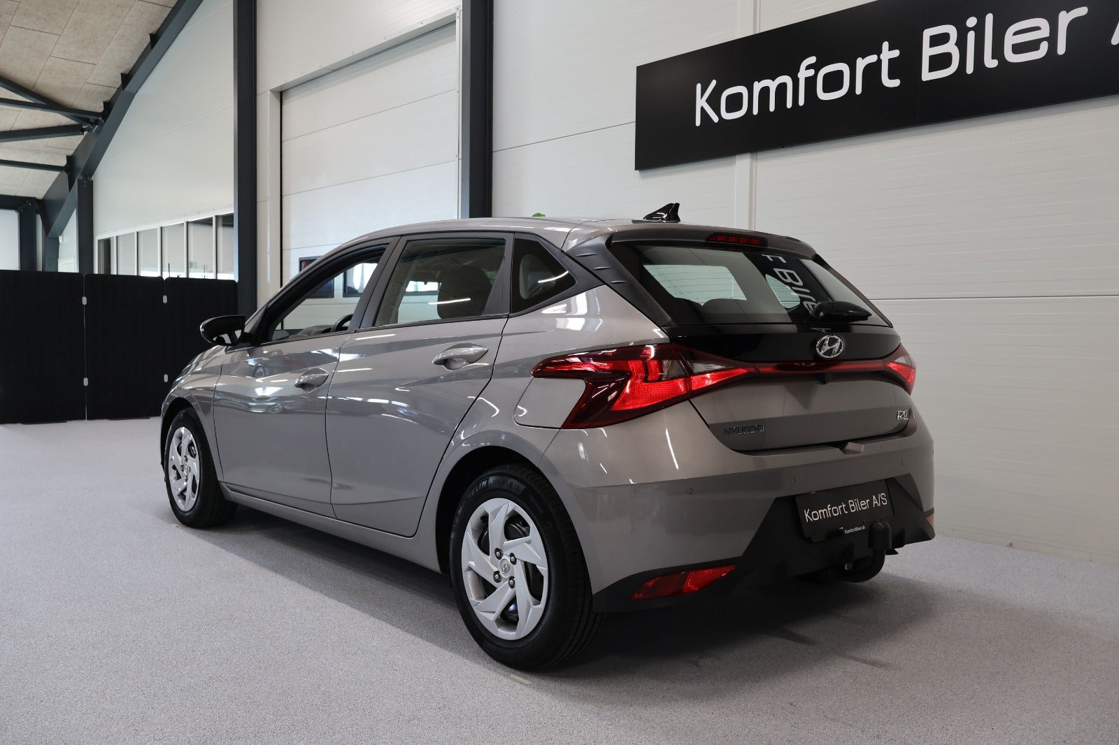 Sølv Hyundai i20 fra 2022