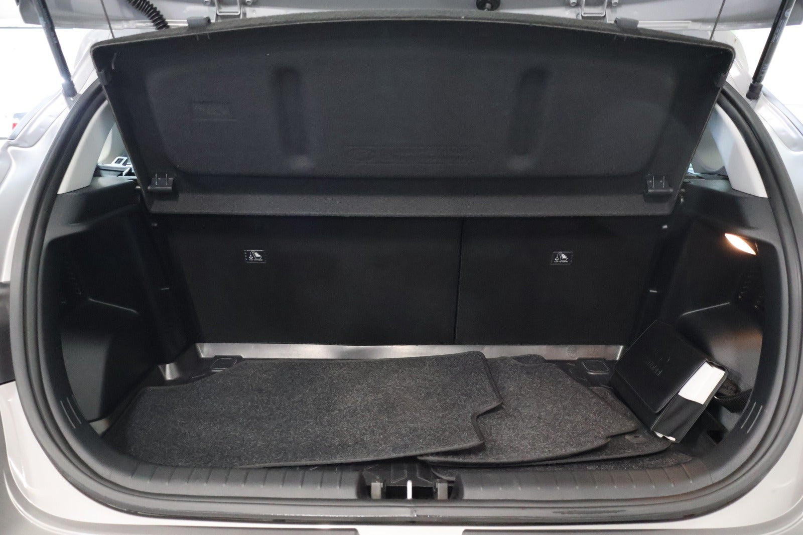 Sølv Hyundai i20 fra 2022