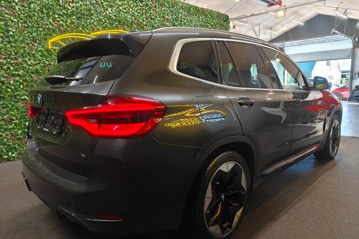 undefined BMW iX3 fra 2021