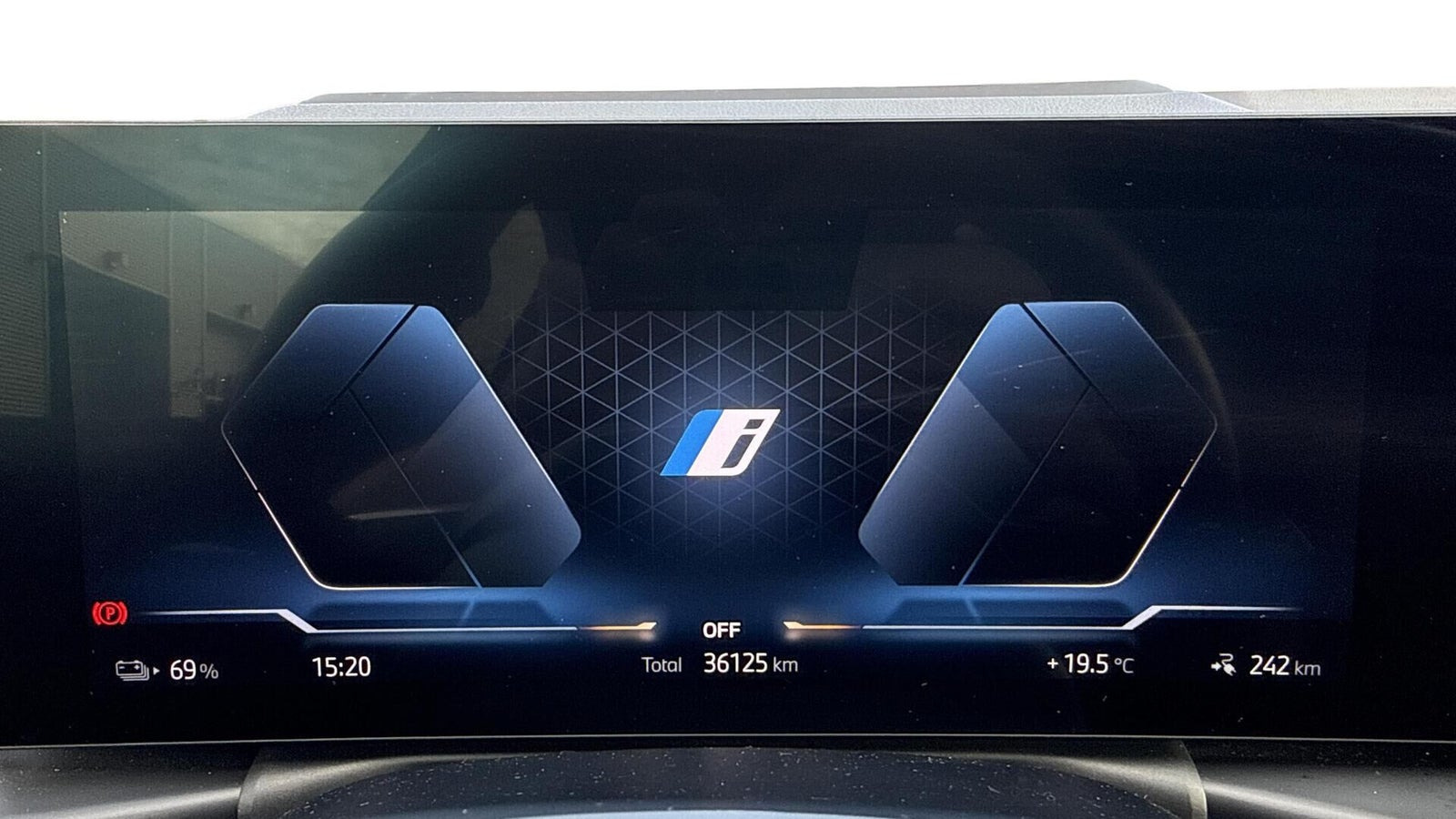 Sort BMW i4 fra 2025