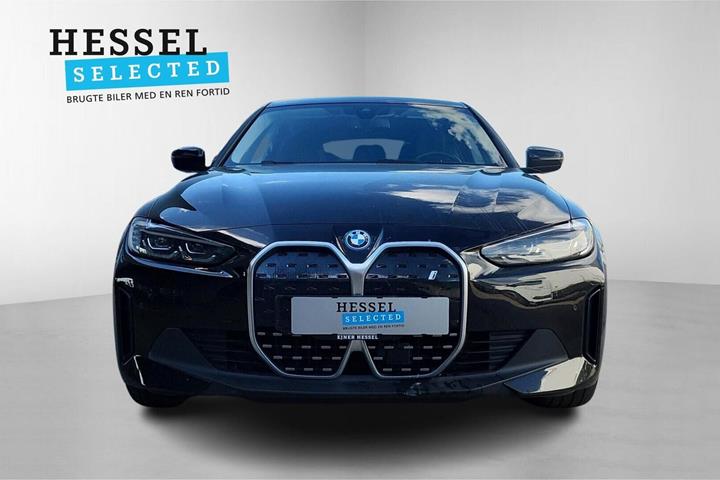 Sort BMW i4 fra 2023