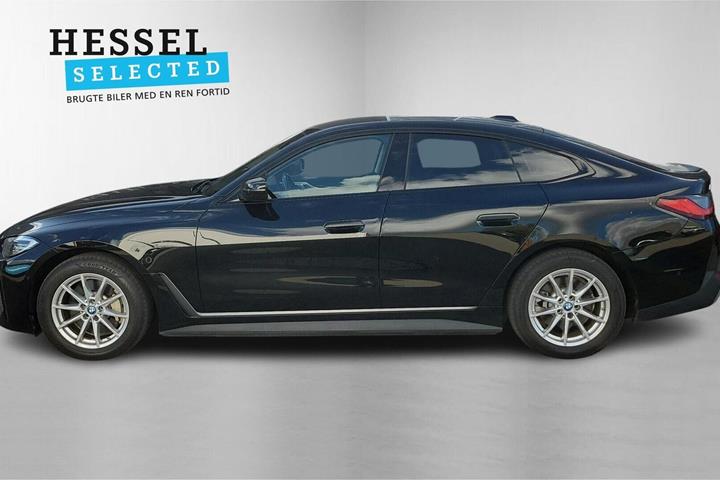 Sort BMW i4 fra 2023