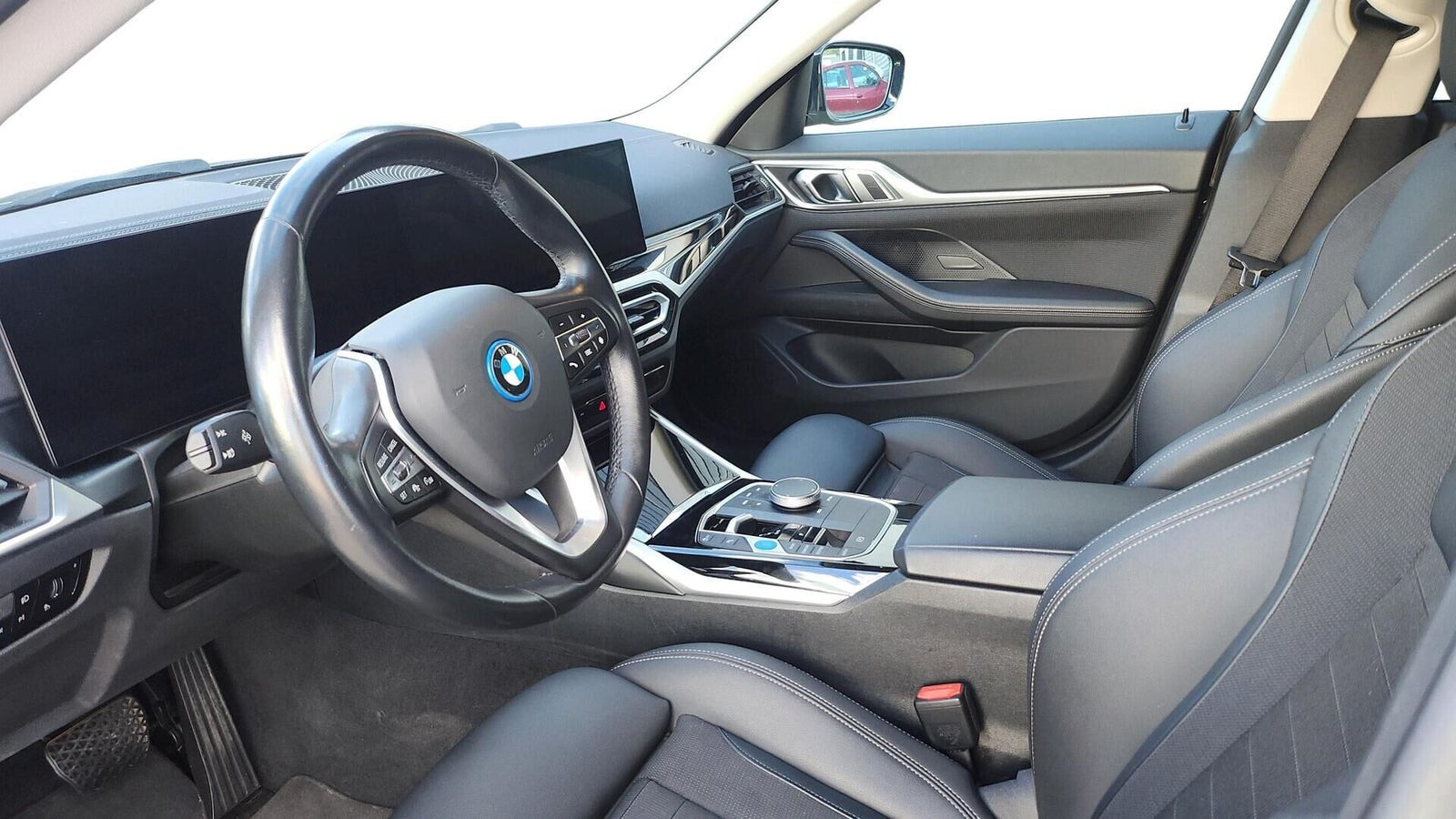 Sort BMW i4 fra 2023