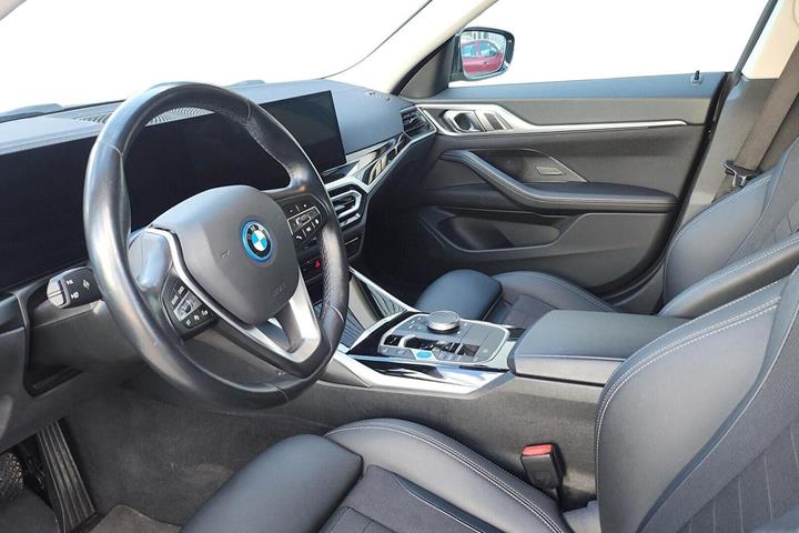 Sort BMW i4 fra 2023