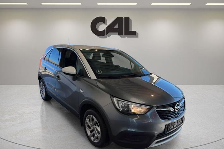 Grå Opel Crossland X fra 2018