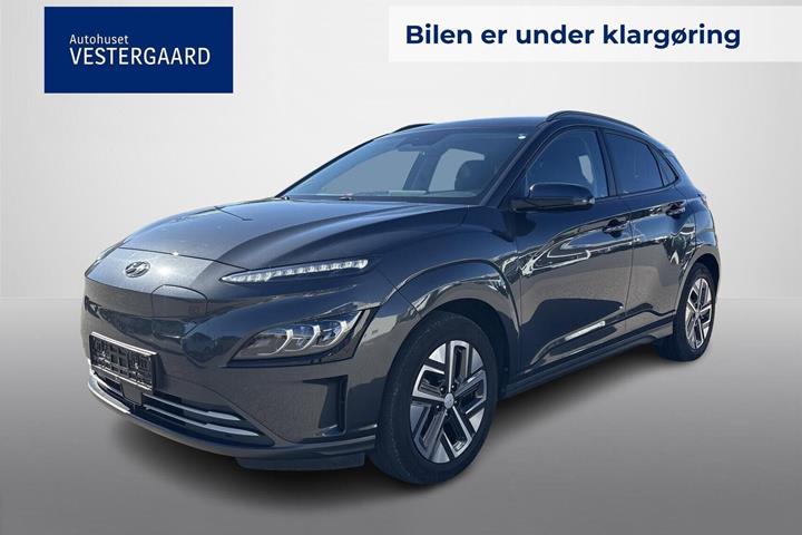 Grå Hyundai Kona fra 2023