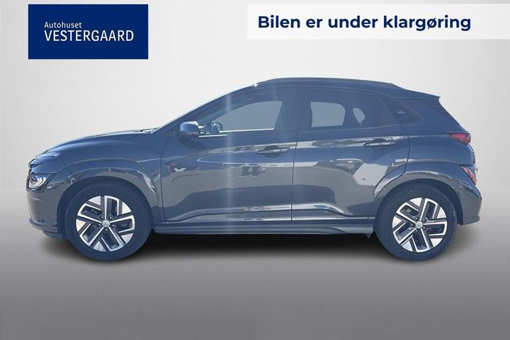 Grå Hyundai Kona fra 2023