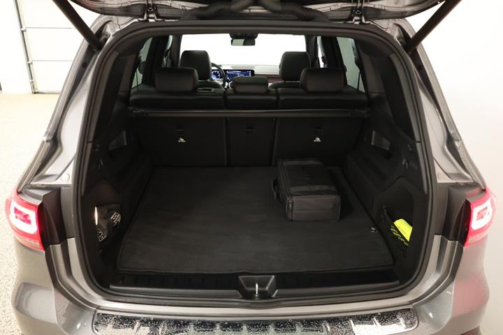Sort Mercedes EQB350 fra 2022