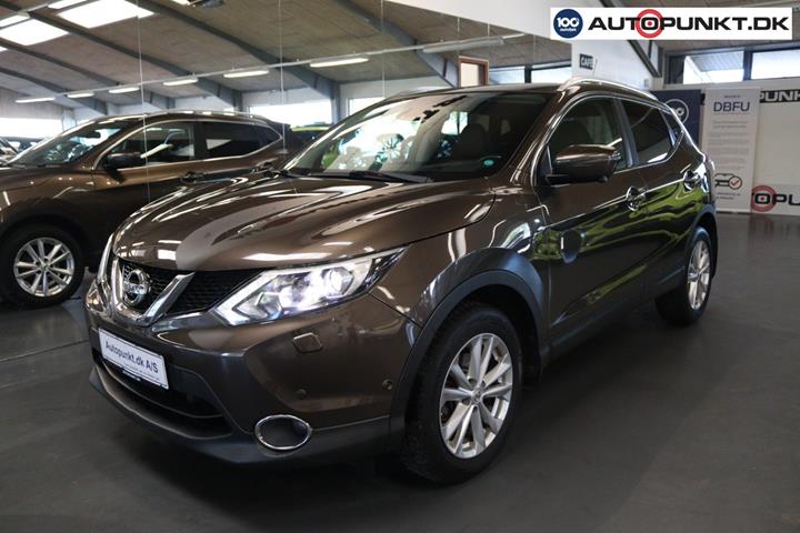 Brun Nissan Qashqai fra 2016