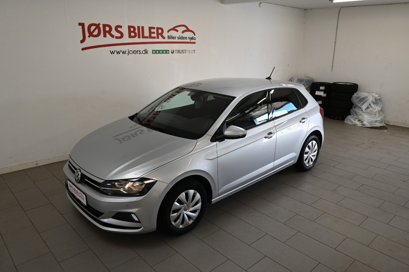 Sølv VW Polo fra 2018