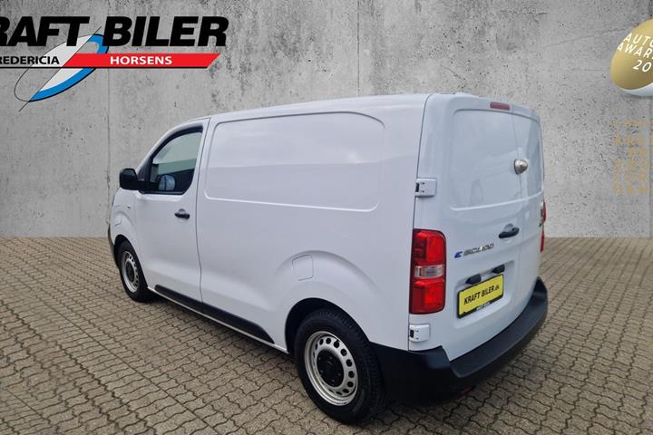 Hvid Fiat Scudo E fra 2022