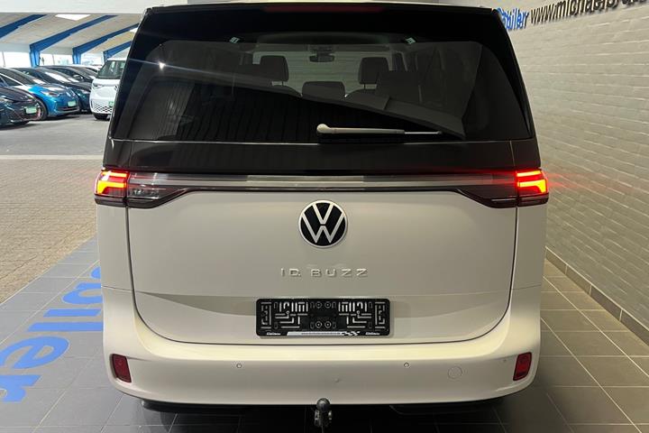 Hvid VW ID.Buzz fra 2025