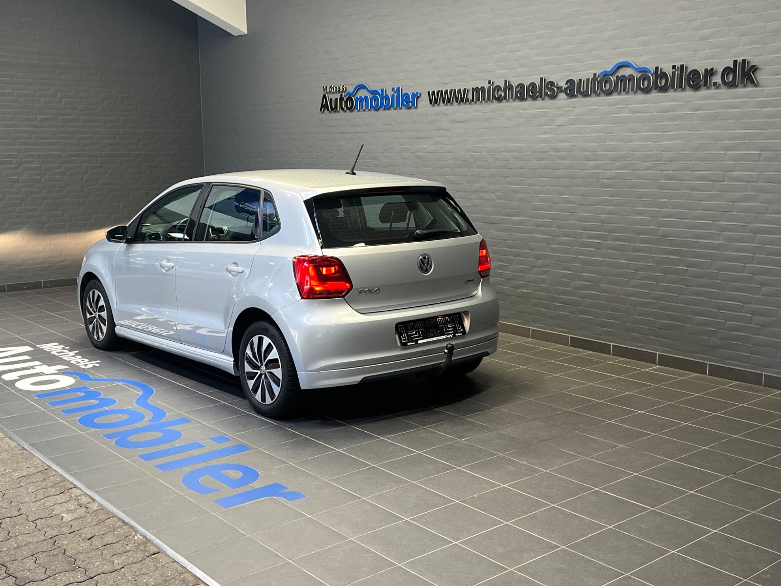 Sølv VW Polo fra 2017