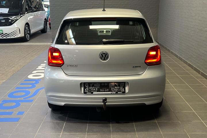 Sølv VW Polo fra 2017