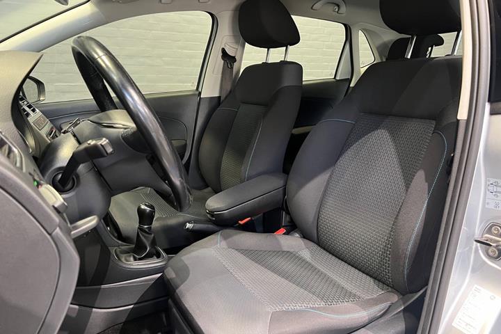 Sølv VW Polo fra 2017
