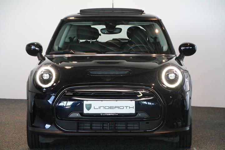 Blå Mini Cooper SE fra 2023