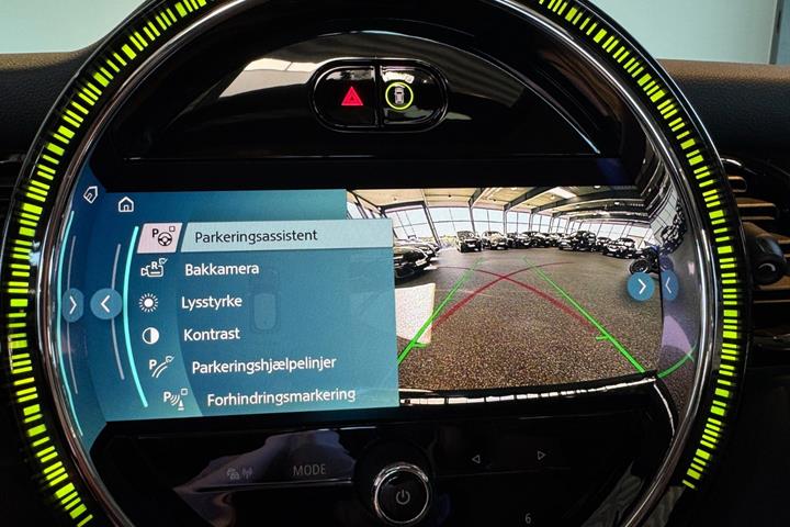 Blå Mini Cooper SE fra 2023