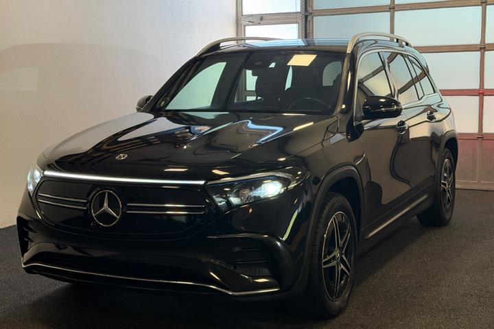 Sort Mercedes EQB250+ fra 2023